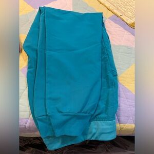 Teal figs set S Zamora M Catarina